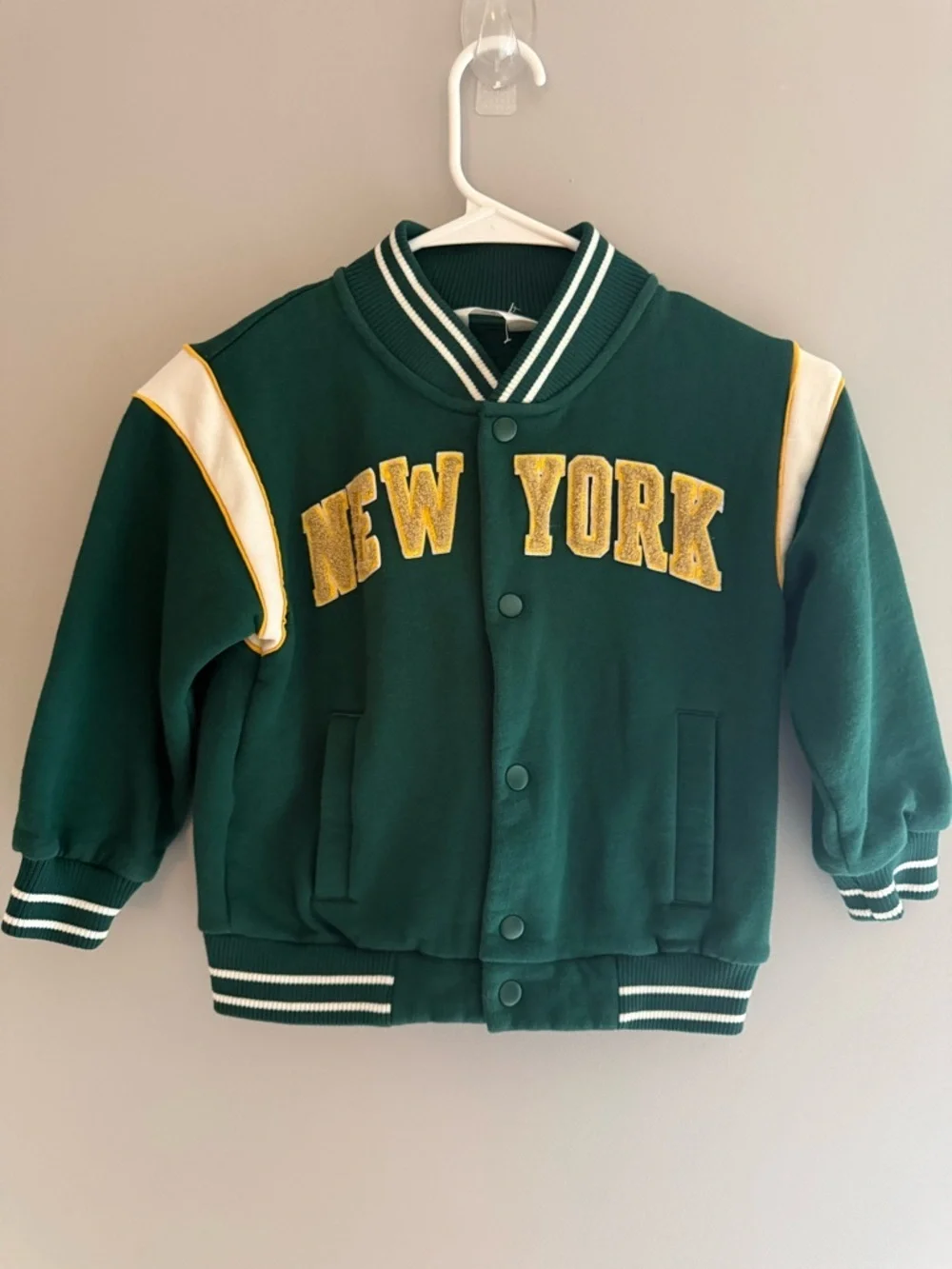 H&M Kids Dark Green & White Snap Button Varsity New York Jacket SZ 5T/6 Sporty